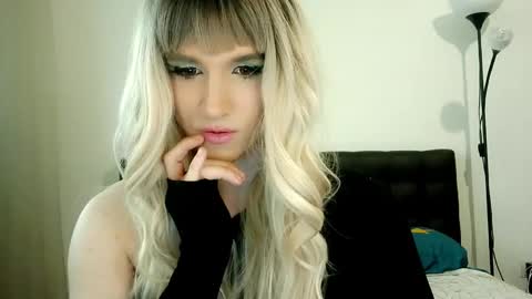 Helen Spellman online show from March 5, 9:05 am