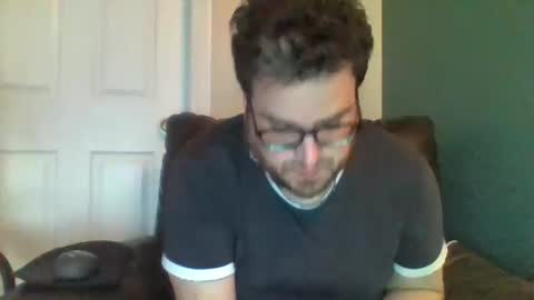 hellflow online show from December 16, 9:10 pm