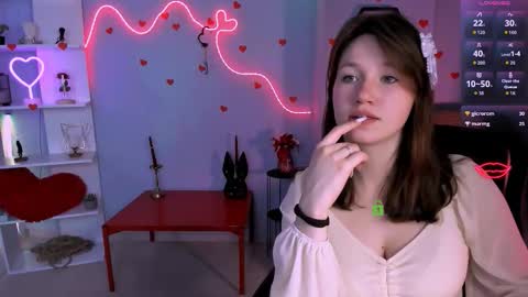 Helli online show from March 22, 8:46 pm