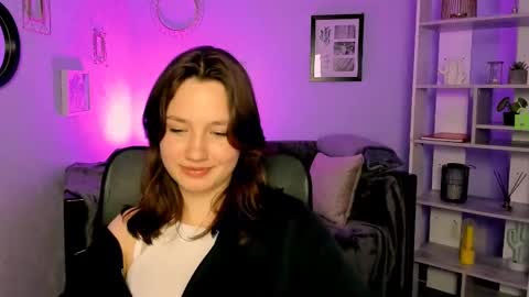 Helli online show from March 12, 11:12 pm