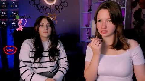 Helli online show from October 14, 7:39 pm