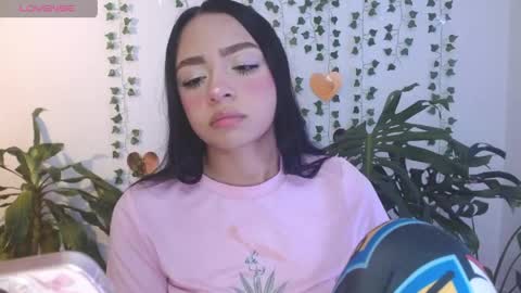 hellokitty_valery1 online show from April 21, 1:53 am