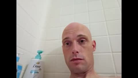 helloladysandgents online show from April 19, 7:42 am