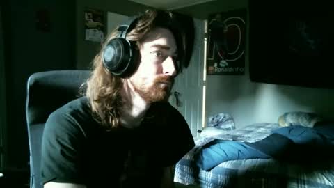 longhairbeardedguy online show from May 19, 11:39 am