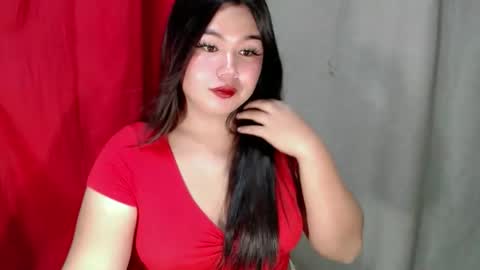 tiara tine online show from October 25, 3:45 pm