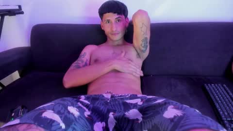 henrik_senn online show from January 18, 2:42 am