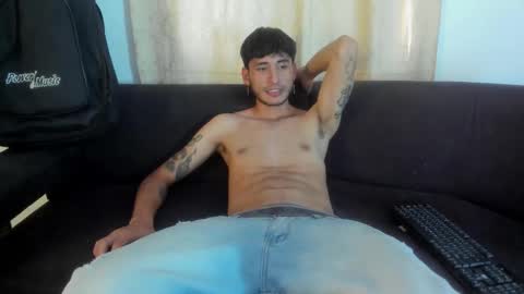 henrik_senn online show from October 2, 6:17 pm