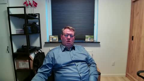 henrikrp1971 online show from February 24, 3:48 pm