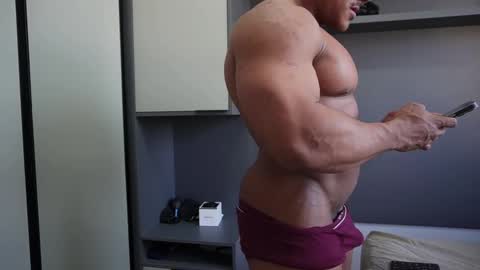 Henri online show from October 16, 7:35 pm