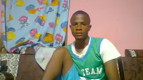 Adrian Honey online show from February 12, 2:14 am