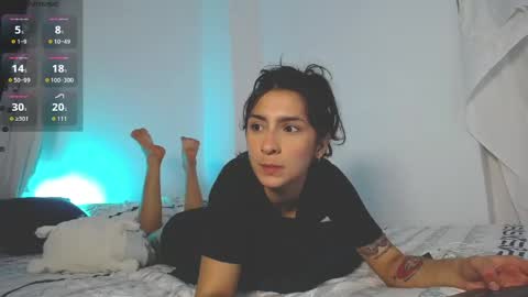 Hello I am Valentina independent Colombian model I love sensuality and pleasure welcome online show from June 7, 4:28 am