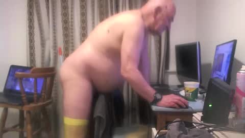 mature online show from June 8, 1:39 am