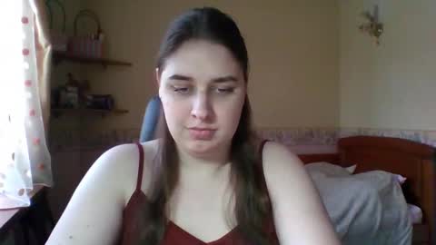 hess_luna_ online show from February 16, 10:02 am