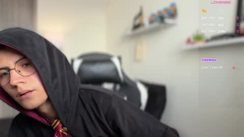 hey_cesard online show from October 3, 9:23 pm