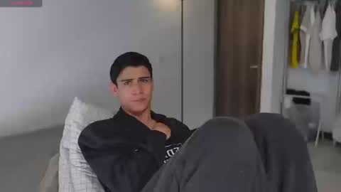 hey_cesard online show from March 19, 2:22 pm