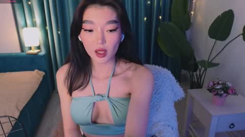 Audrey online show from February 4, 2:53 pm