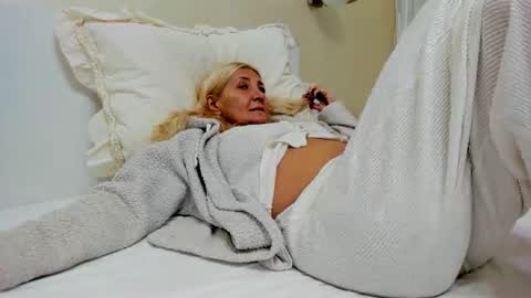 Heyheygrey online show from September 26, 2:36 pm