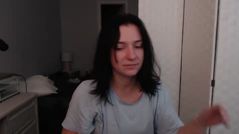 Piper online show from November 3, 2:01 am