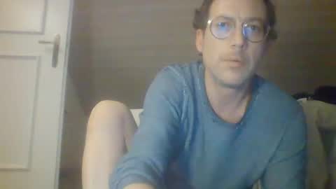heytheresunshine339623 online show from February 24, 7:11 am