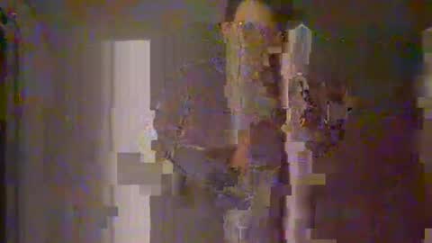 heytheresunshine339623 online show from February 25, 9:15 pm