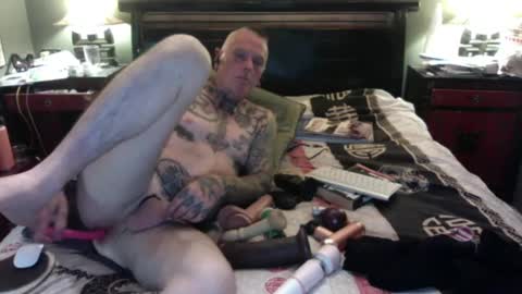 Snapshot of hiasallfuk13 chatting on January 4, 6:19 pm HARDCORE13 online show from January 4, 6:19 pm