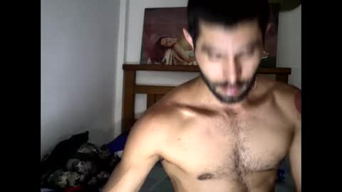 hideonbush online show from October 18, 4:55 pm