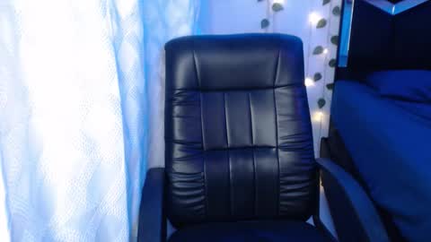 high online show from October 1, 3:16 am