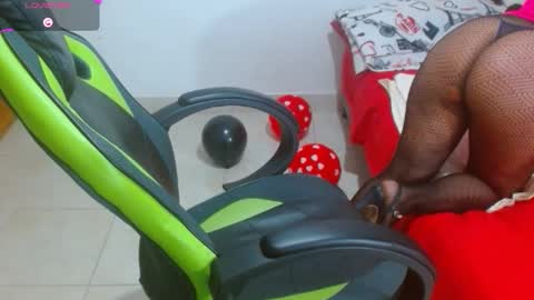 hiilary online show from October 17, 3:32 am