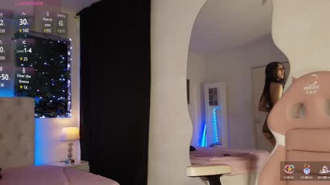 Snapshot of hikari_kagura chatting on January 22, 7:34 pm hikari_kagura online show from January 22, 7:34 pm