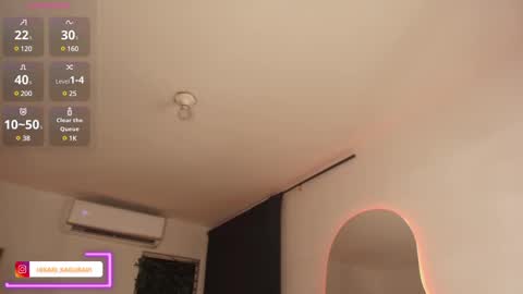 Snapshot of hikari_kagura chatting on March 6, 2:29 pm hikari_kagura online show from March 6, 2:29 pm