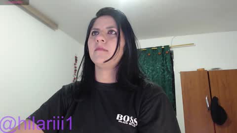 hilaril18 online show from March 21, 3:01 am