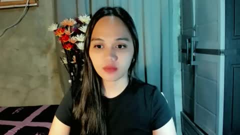 hilarymolly online show from June 7, 7:08 pm