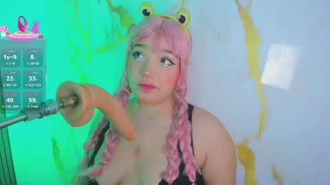hinata_dolly online show from June 9, 11:32 am