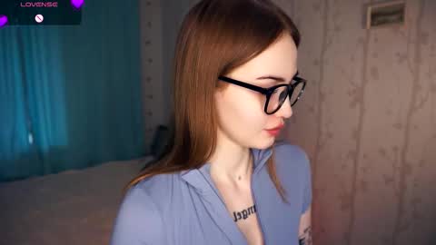 Snapshot of hip_hop_baby chatting on September 19, 8:18 am Leya Day Mary Night PvT Open online show from September 19, 8:18 am