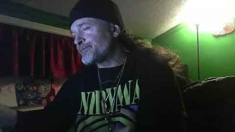 hippiedad333 online show from February 17, 1:26 am
