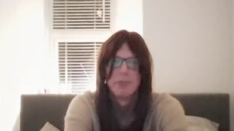 HiRiley online show from December 1, 9:35 pm