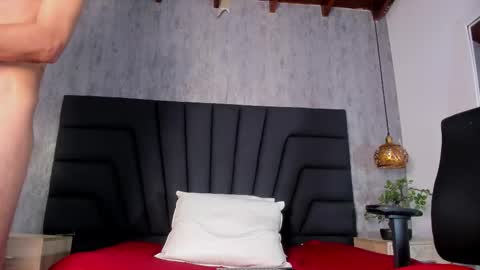 Hisoka online show from November 29, 12:40 am