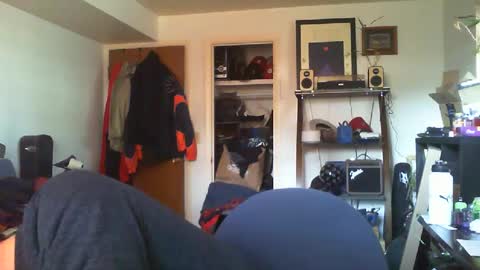 hobbes80 online show from December 31, 8:12 pm