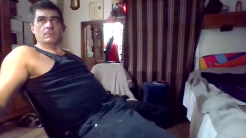 hoglegg99384194 online show from December 4, 10:24 pm