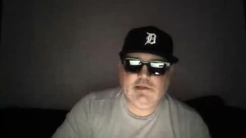 holden_minutz online show from March 13, 7:22 am