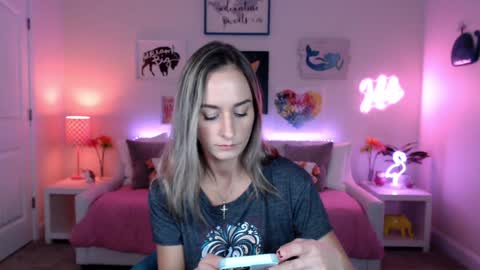 Holi Hurricane online show from October 20, 3:11 am