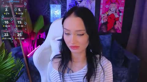 holly_berryy_ online show from September 22, 8:18 am