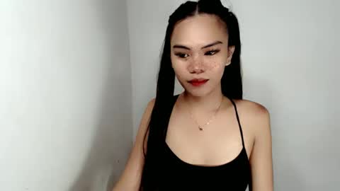 hollyhalo online show from October 27, 5:40 am