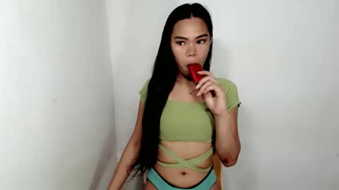 hollyhalo online show from October 23, 10:32 pm