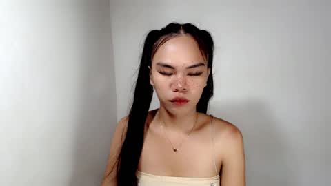 hollyhalo online show from November 6, 7:22 am