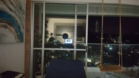 hollyshit_ online show from March 17, 11:54 pm