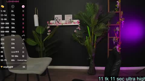 Snapshot of holy_alexa chatting on January 17, 9:49 am Alexa online show from January 17, 9:49 am
