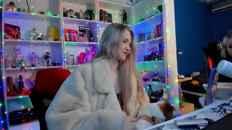 Rumi online show from December 17, 11:17 am