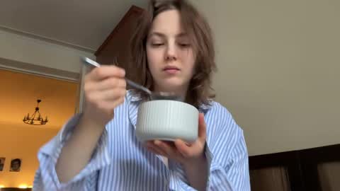 dori not holy get my tg channel with link from description under last photo online show from February 27, 8:02 am