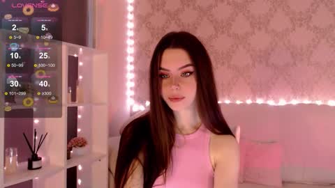 Mia online show from September 20, 4:37 am